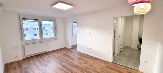 Kiadó panellakás, albérlet, Miskolcon 100 E Ft / hó, 2 szobás