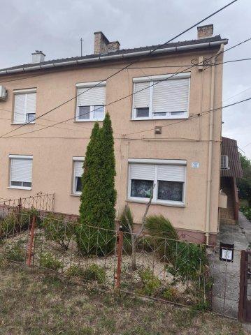 Kiadó téglalakás, albérlet, Tatabányán 150 E Ft / hó