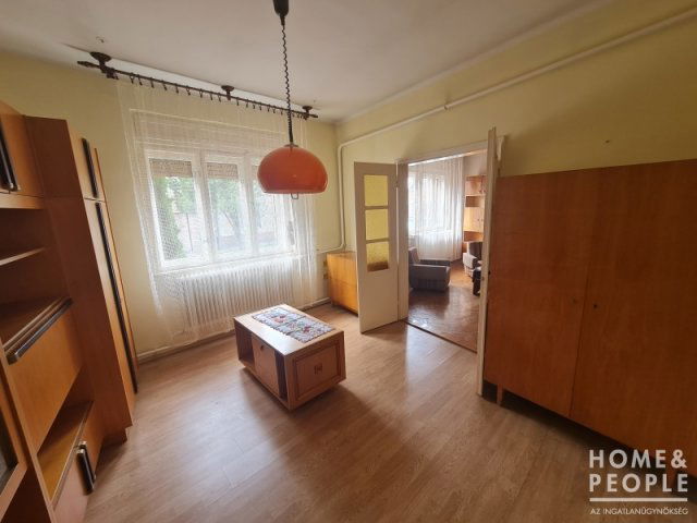 Eladó családi ház, Hódmezővásárhelyen 40.5 M Ft, 3 szobás