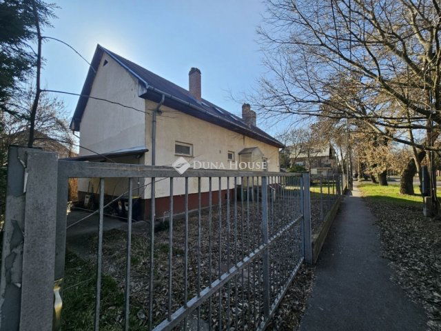 Eladó családi ház, Budapesten, XIV. kerületben 149.9 M Ft