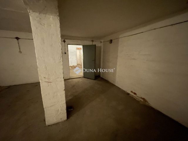 Eladó ipari ingatlan, Szombathelyen 9.9 M Ft / költözzbe.hu