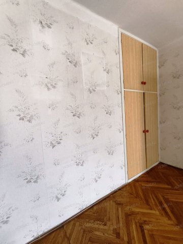 Eladó téglalakás, Szolnokon 24.99 M Ft, 1+1 szobás