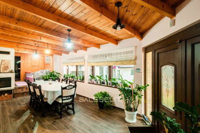 Eladó családi ház, Ebesen 220 M Ft, 5 szobás