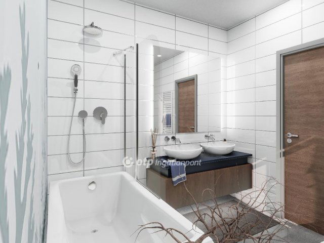 Eladó téglalakás, Balatonalmádiban 105 M Ft, 2 szobás