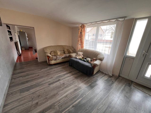 Eladó családi ház, Napkoron 16.5 M Ft, 3 szobás