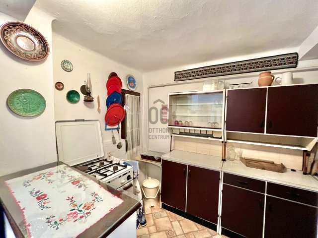 Eladó családi ház, Kecskeméten 29.8 M Ft, 1 szobás