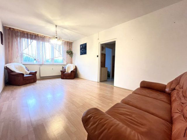 Eladó téglalakás, Budapesten, III. kerületben 64.9 M Ft