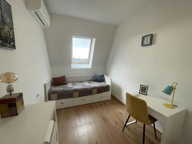 Eladó téglalakás, Budapesten, VI. kerületben, Rózsa utcában