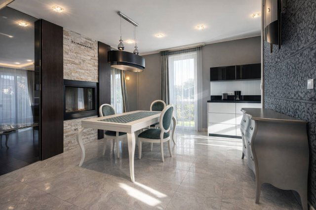 Eladó téglalakás, Győrött 159.9 M Ft, 3 szobás