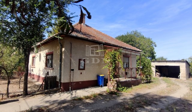 Eladó családi ház, Kecskeméten 83 M Ft, 3 szobás
