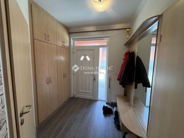 Eladó sorház, Kecskeméten 132 M Ft, 4 szobás