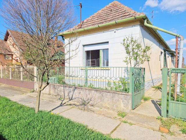 Eladó családi ház, Zalaváron 19 M Ft, 3 szobás