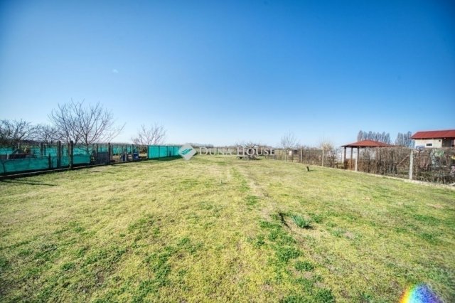 Eladó családi ház, Inárcson 89.9 M Ft, 2 szobás