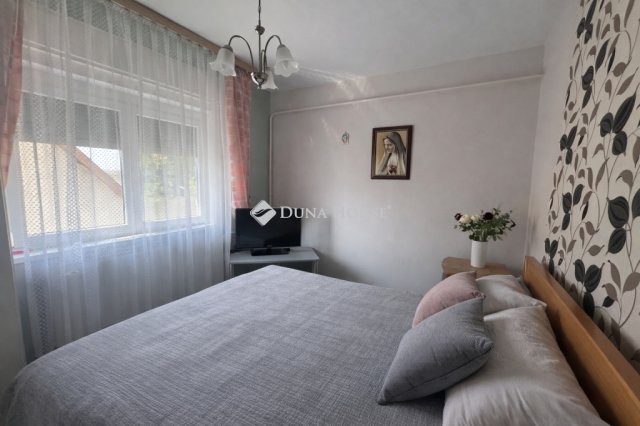 Eladó családi ház, Pogányon 110 M Ft, 5 szobás