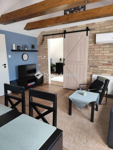 Eladó családi ház, Siófokon 178 M Ft, 4 szobás