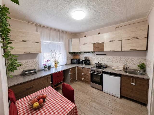 Eladó családi ház, Tökölön 78 M Ft, 3 szobás