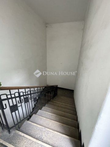 Eladó téglalakás, Budapesten, IX. kerületben 63 M Ft, 1 szobás