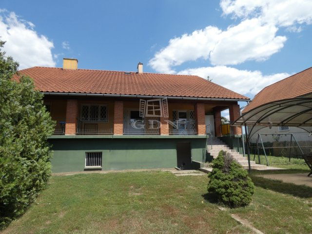 Eladó ipari ingatlan, Szadán 155 M Ft, 3+1 szobás