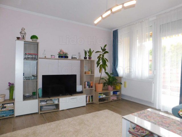 Eladó sorház, Hévízen 95 M Ft, 5 szobás / költözzbe.hu