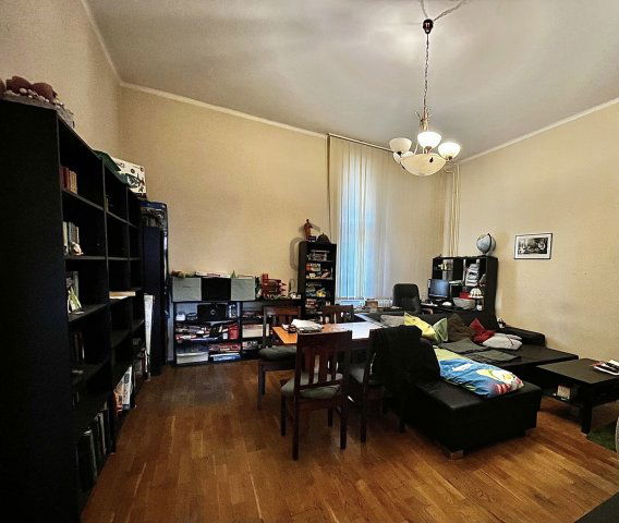 Eladó téglalakás, Győrött 63 M Ft, 2 szobás