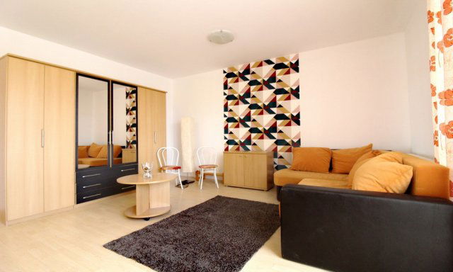Kiadó téglalakás, albérlet, Debrecenben 270 E Ft / hó, 2 szobás