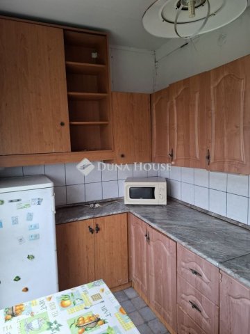 Eladó panellakás, Szegeden 52.5 M Ft, 3 szobás