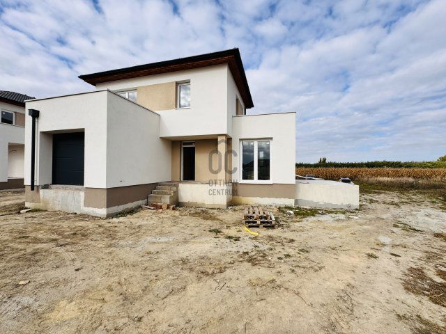 Eladó családi ház, Enesén 92 M Ft, 4 szobás