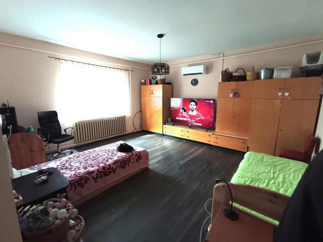 Eladó családi ház, Hatvanban 65 M Ft, 3 szobás