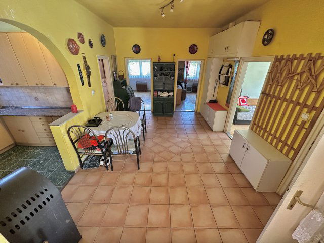 Eladó családi ház, Szombathelyen 105 M Ft, 5 szobás