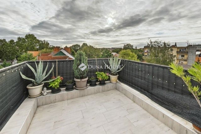 Eladó téglalakás, Kecskeméten 73.49 M Ft, 4 szobás