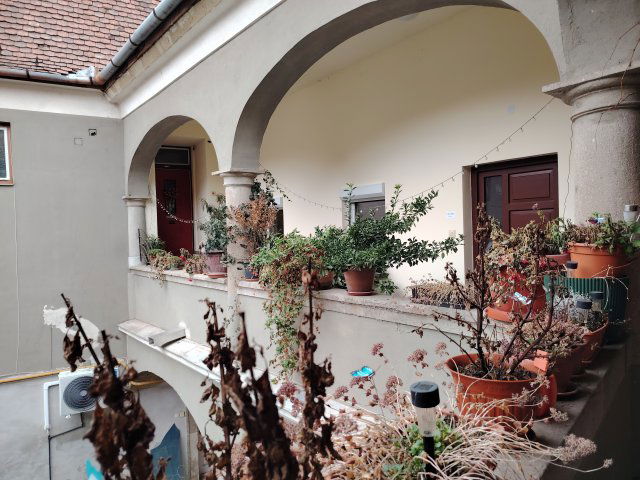 Kiadó téglalakás, albérlet, Egerben 250 E Ft / hó, 2 szobás