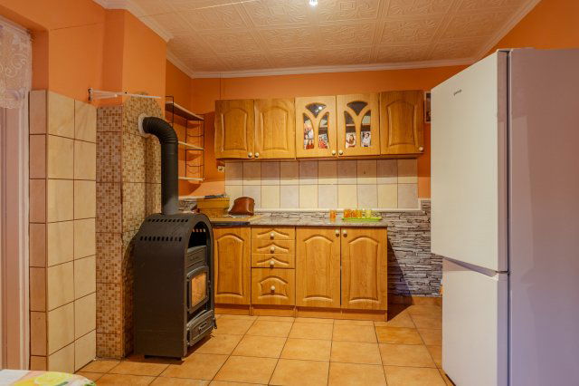 Eladó családi ház, Parasznyán 10.75 M Ft, 1 szobás