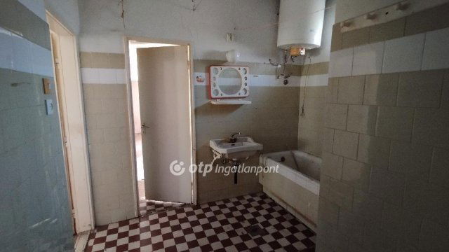 Eladó családi ház, Nagykátán 28.3 M Ft, 2+1 szobás