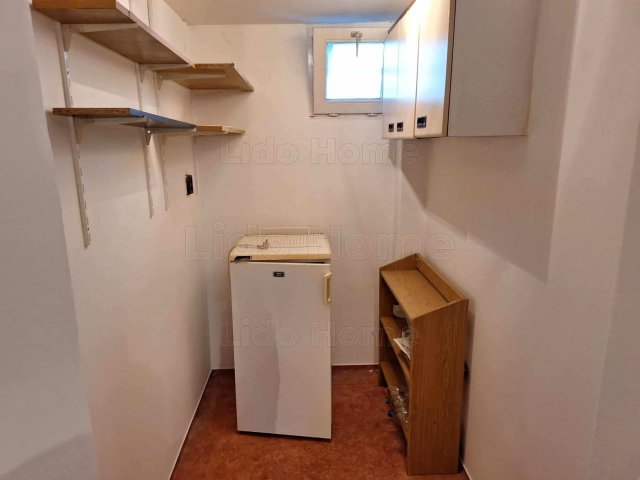 Kiadó családi ház, albérlet, Kaposváron 150 E Ft / hó