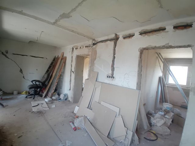 Eladó családi ház, Rózsaszentmártonon 19.5 M Ft, 2 szobás