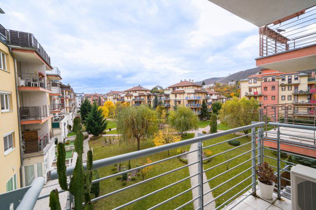 Eladó téglalakás, Budapesten, III. kerületben 156.9 M Ft