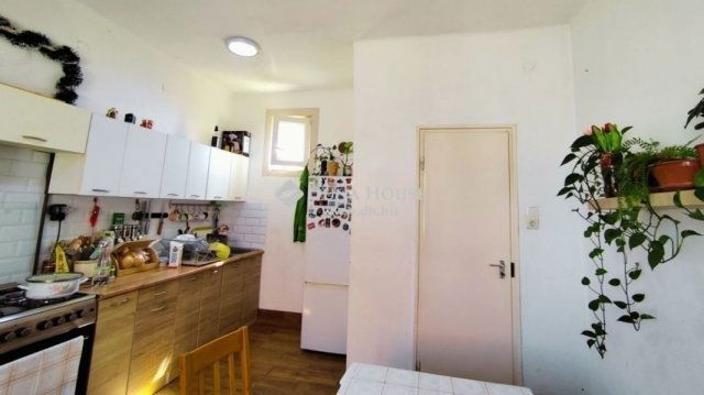 Eladó családi ház, Alsónémediben 54.8 M Ft, 2 szobás