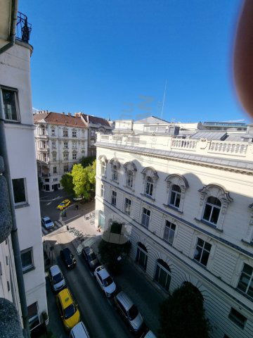 Kiadó téglalakás, albérlet, V. kerületben, Irányi utcában