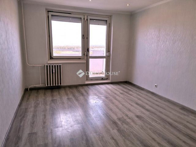 Kiadó panellakás, albérlet, Veszprémben 160 E Ft / hó, 2 szobás