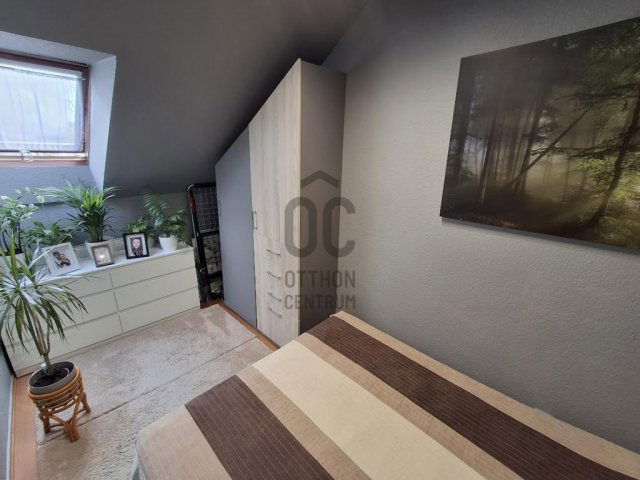 Eladó téglalakás, Cegléden 41.9 M Ft, 3 szobás