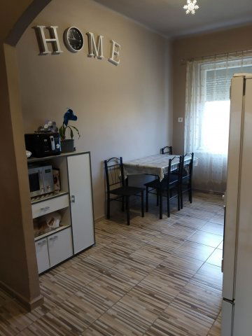 Eladó téglalakás, Komlón 19.9 M Ft, 2 szobás