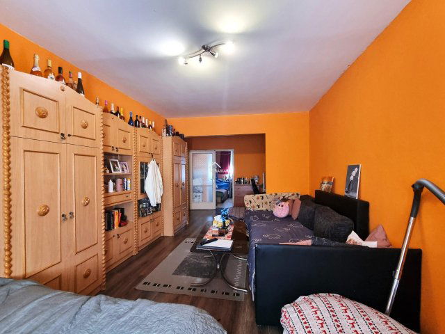 Eladó panellakás, Mosonmagyaróváron 39.5 M Ft, 2 szobás