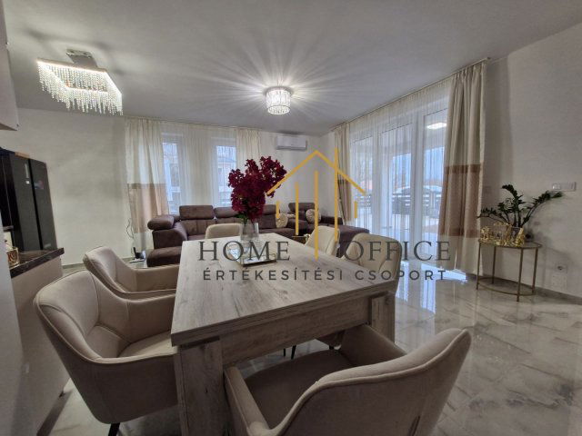 Eladó ikerház, Tégláson 89.9 M Ft, 4 szobás