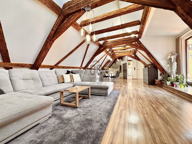 Eladó téglalakás, Győrött 129 M Ft, 4 szobás