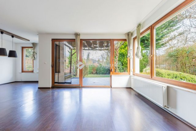 Kiadó ikerház, albérlet, Budapesten, II. kerületben, 6 szobás