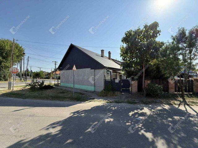 Eladó családi ház, Monoron 49.9 M Ft, 5 szobás