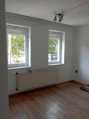 Kiadó téglalakás, albérlet, Kecskeméten 179 E Ft / hó