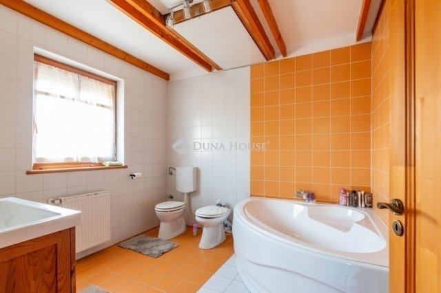 Eladó téglalakás, Budapesten, XVIII. kerületben 144.9 M Ft