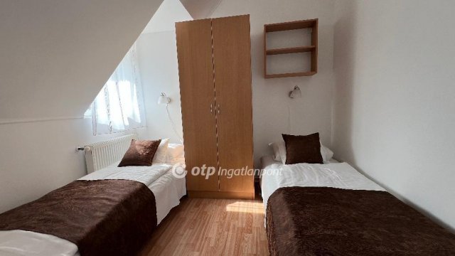 Eladó hotel, Szomolyán 150 M Ft / költözzbe.hu