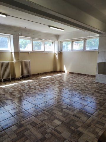 Eladó ipari ingatlan, Miskolcon 66 M Ft, 13+1 szobás